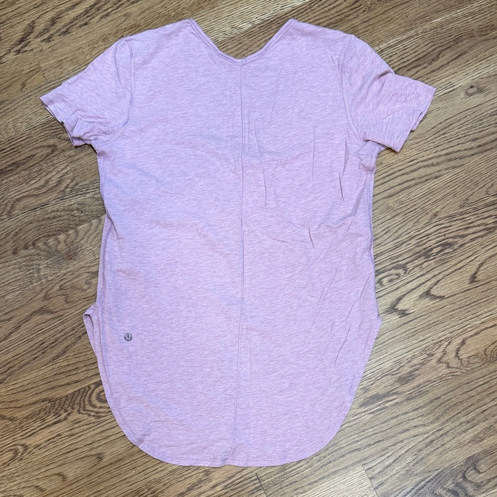 Lululemon Yogini 5 Year Short Sleeve Tee
Heathered Mauvelous / Purple Fog - Picture 4 of 5
